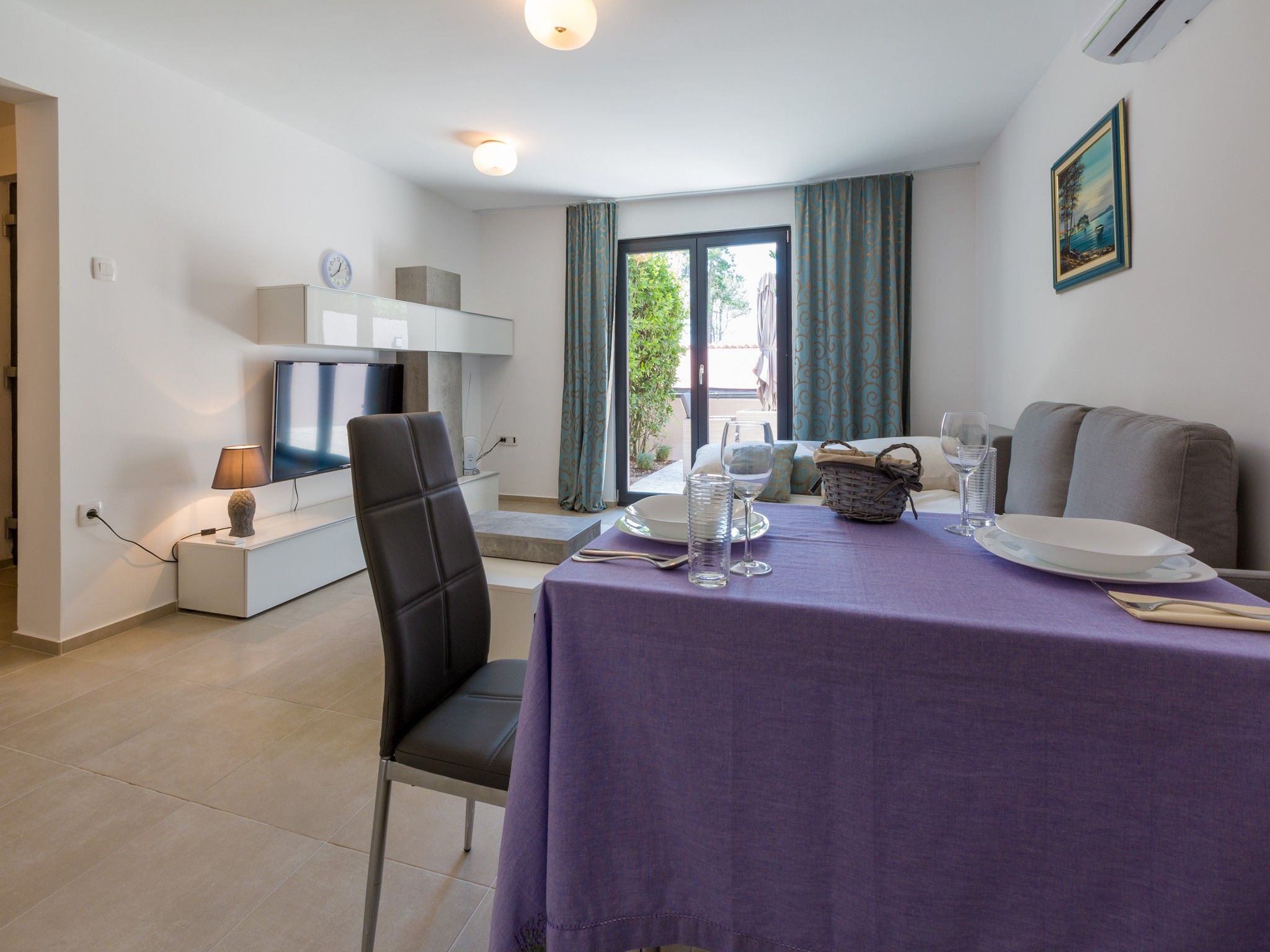 Apartments Goldy 62745-A1