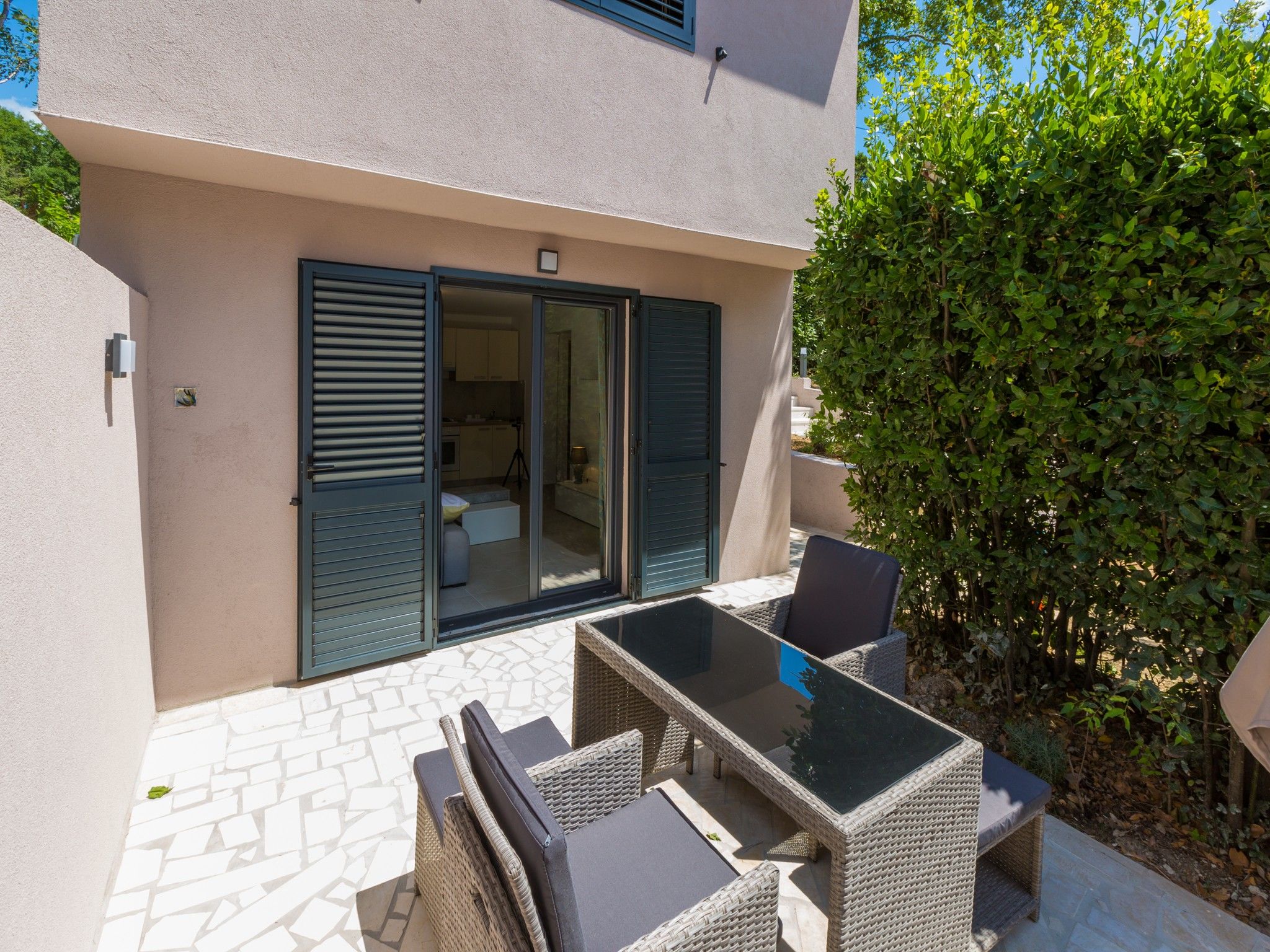 Apartments Goldy 62745-A1