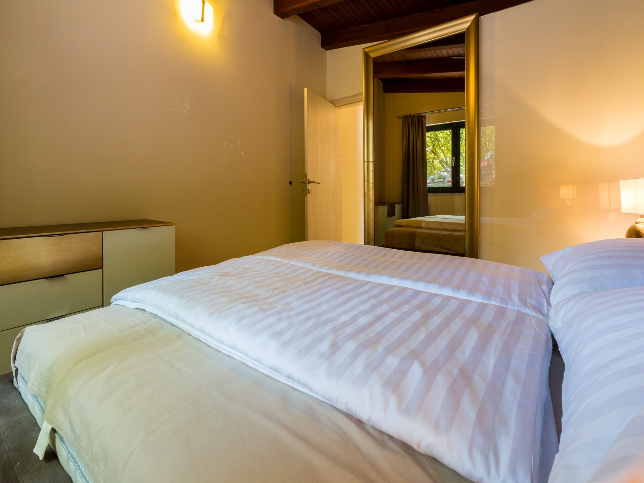 Apartments Goldy 62745-A2
