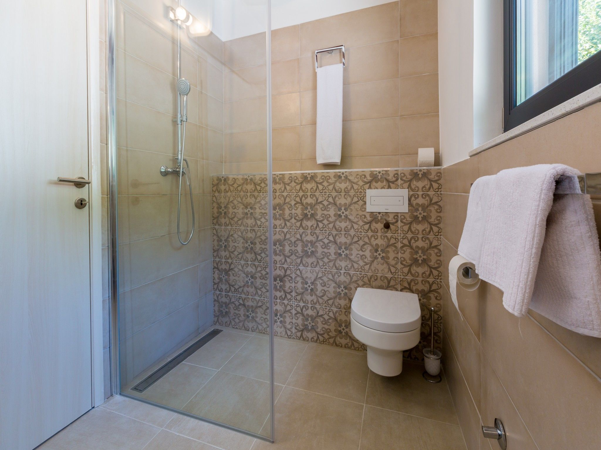 Apartments Goldy 62745-A2