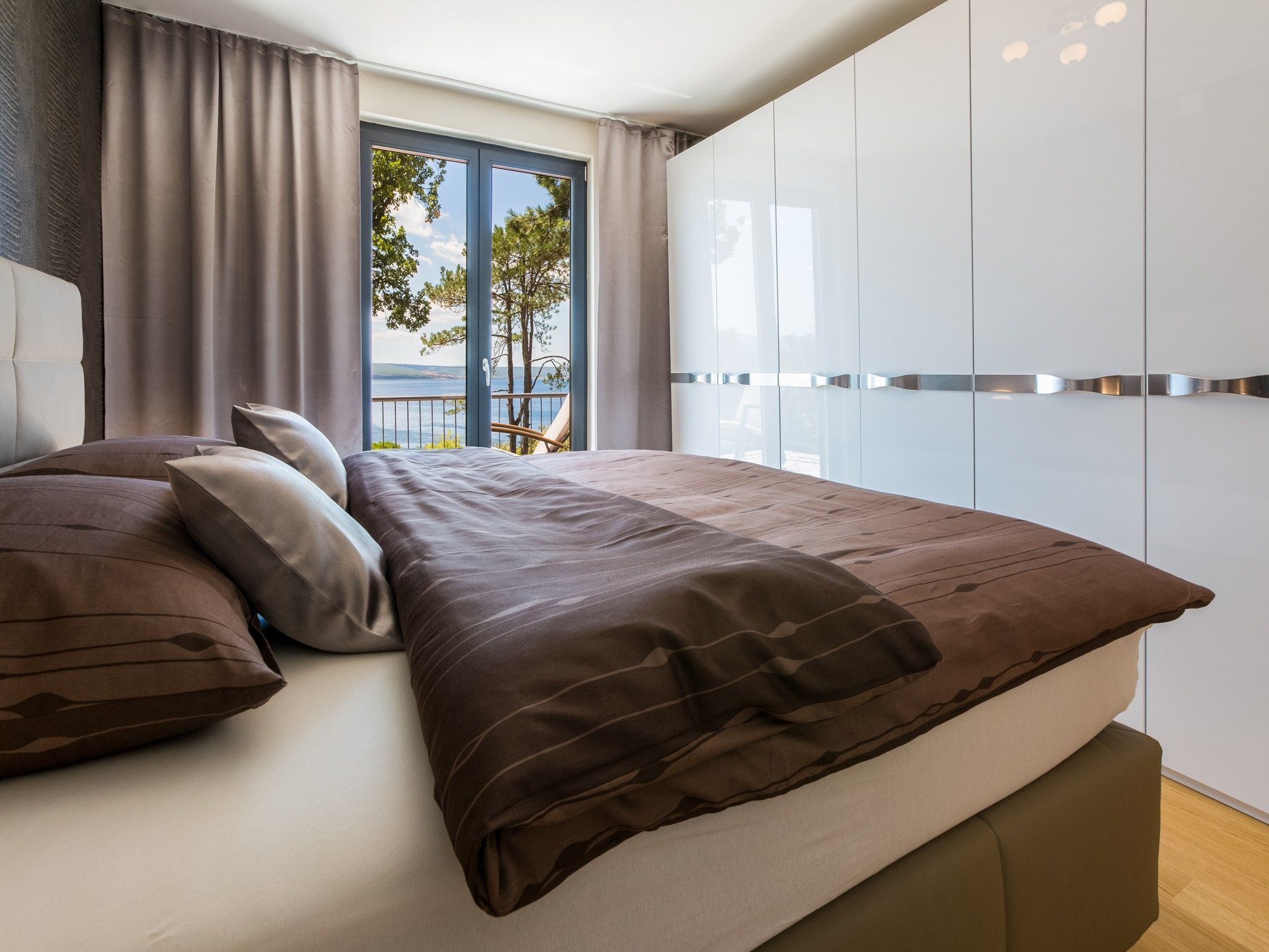 Apartments Goldy 62745-A3
