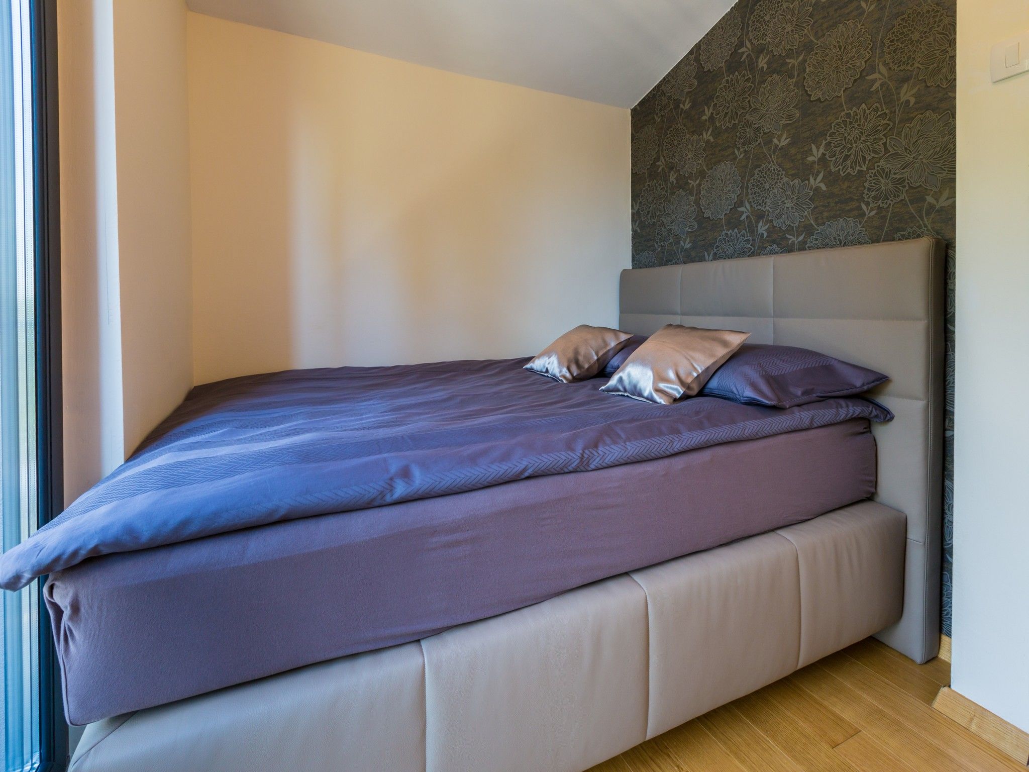 Apartments Goldy 62745-A3