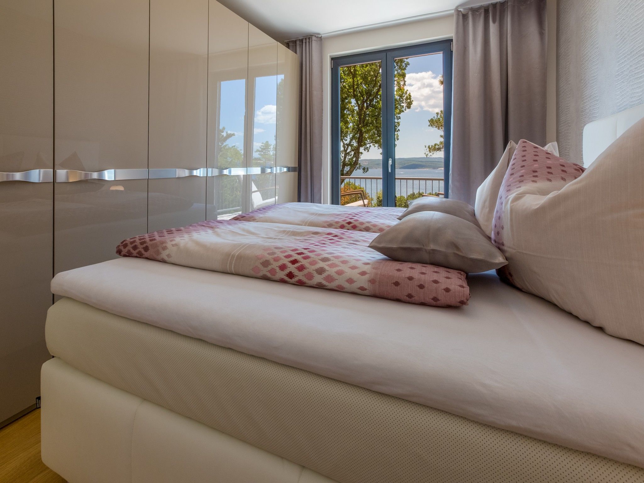 Apartments Goldy 62745-A3
