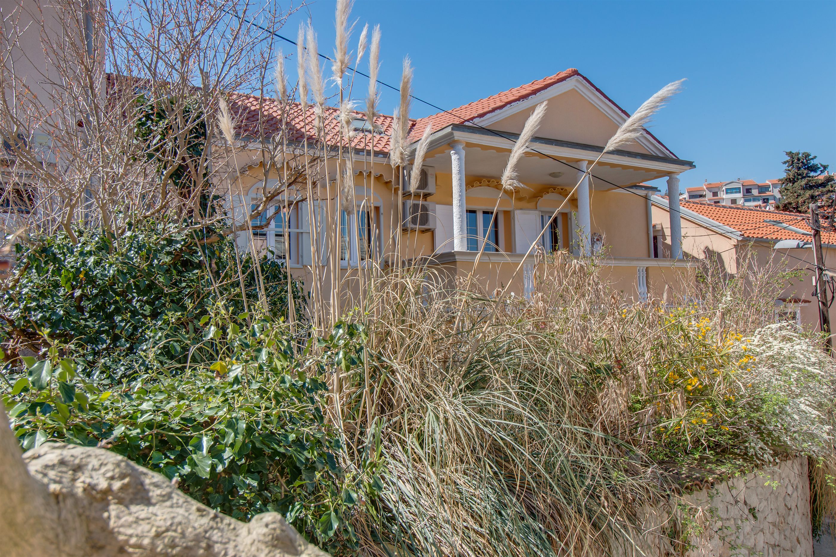 Apartments Popi 64429-A1