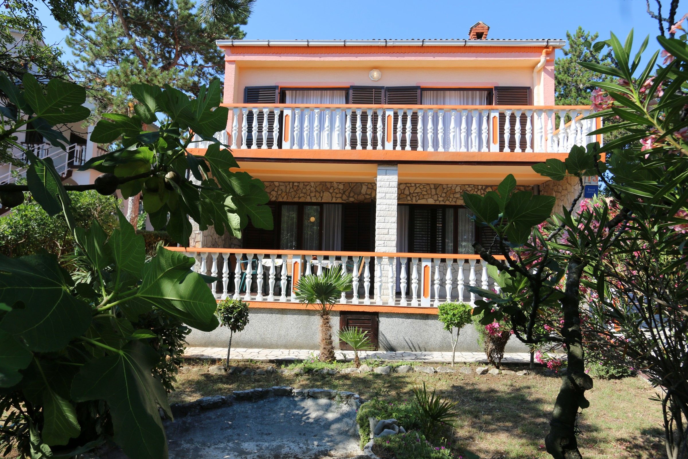 Apartments Vugrin 60245-A2