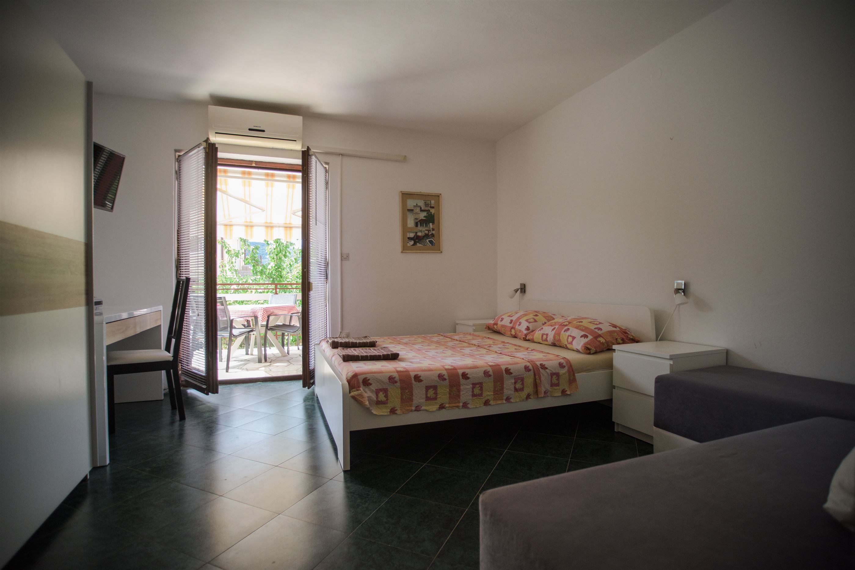 Apartments Gorast 12681-A2
