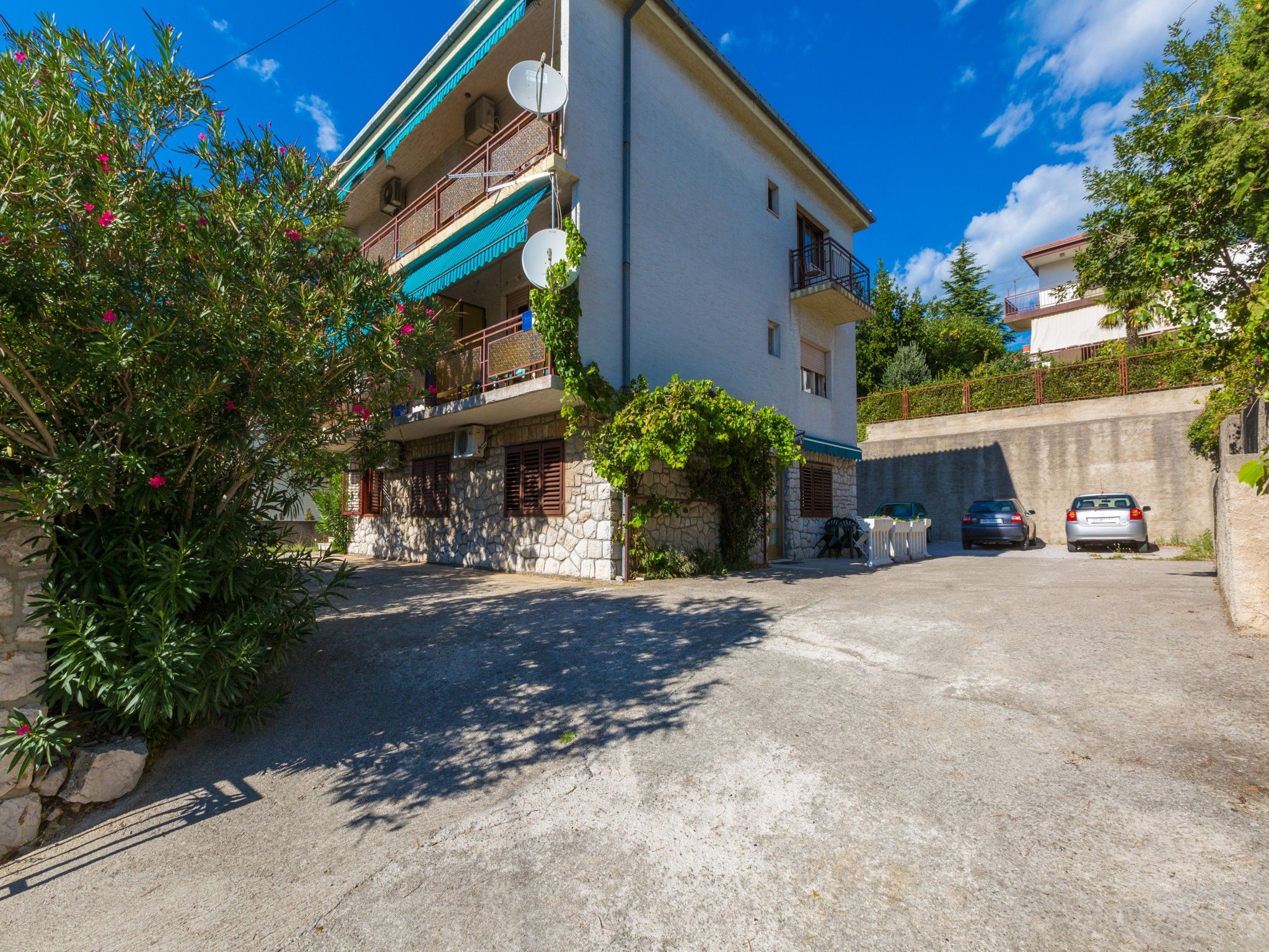 Apartment MAZOR 62406-A1