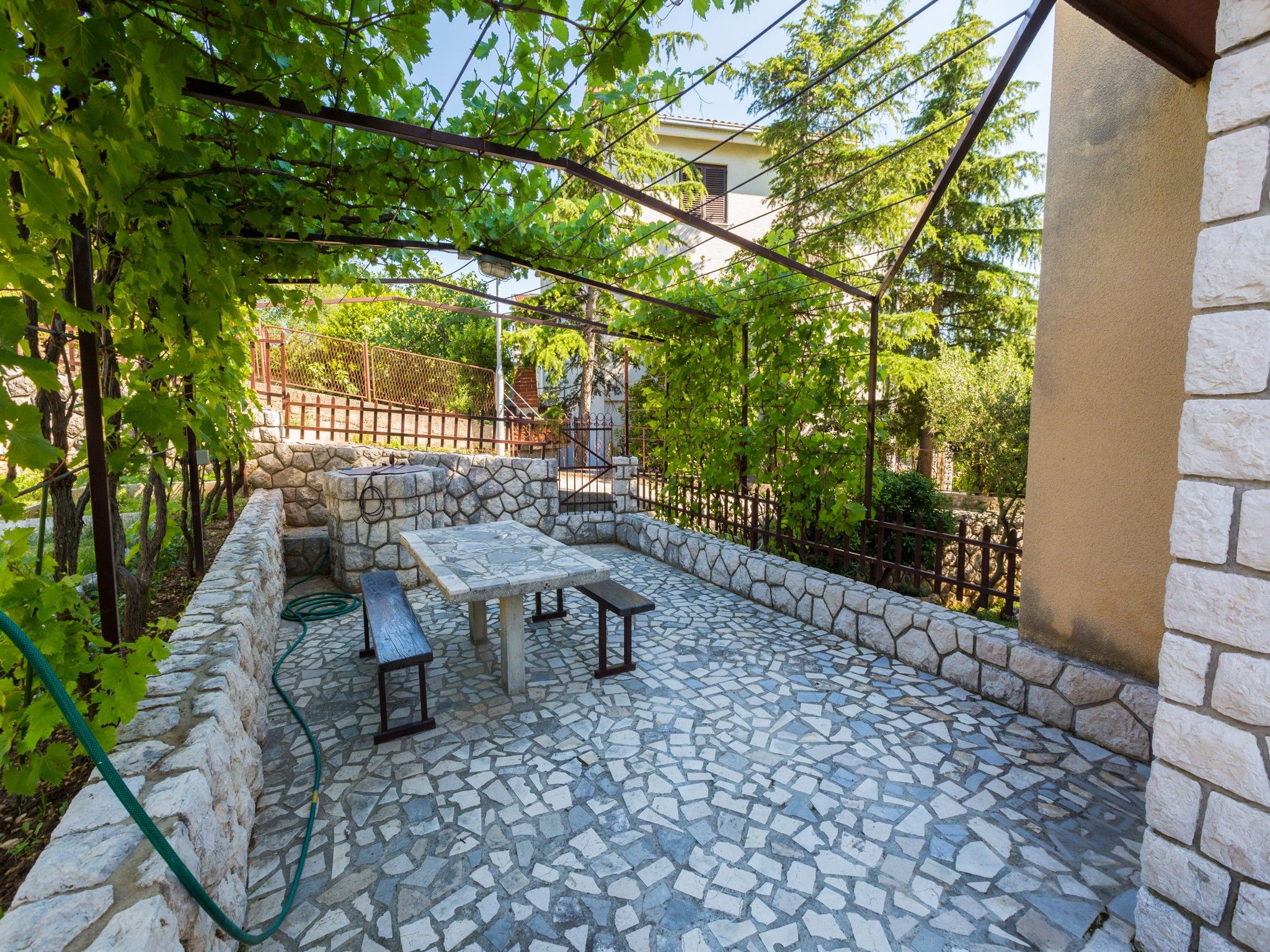 Apartments Davorka 62464-A1