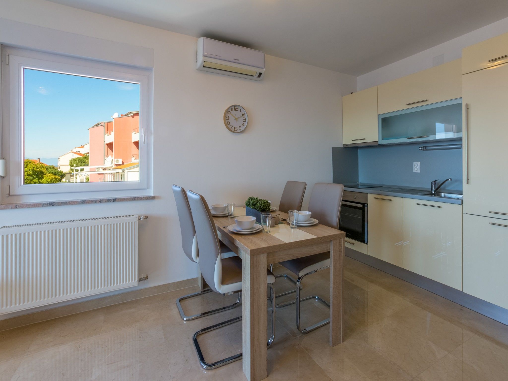 Apartments Livaja 62517-A1