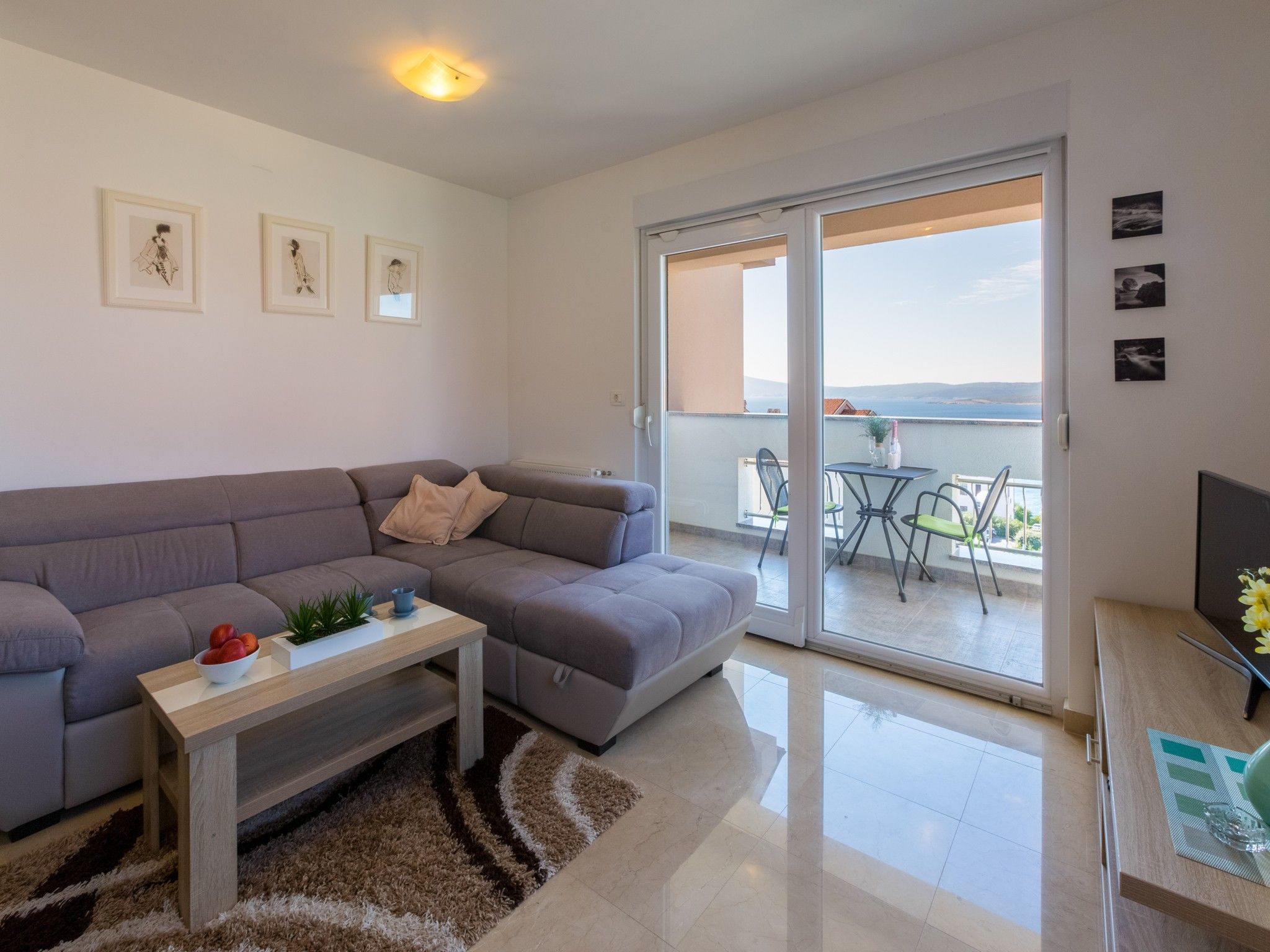 Apartments Livaja 62517-A1