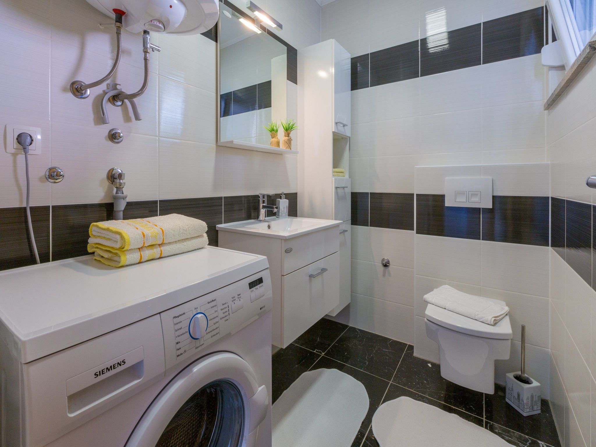 Apartments Livaja 62517-A1