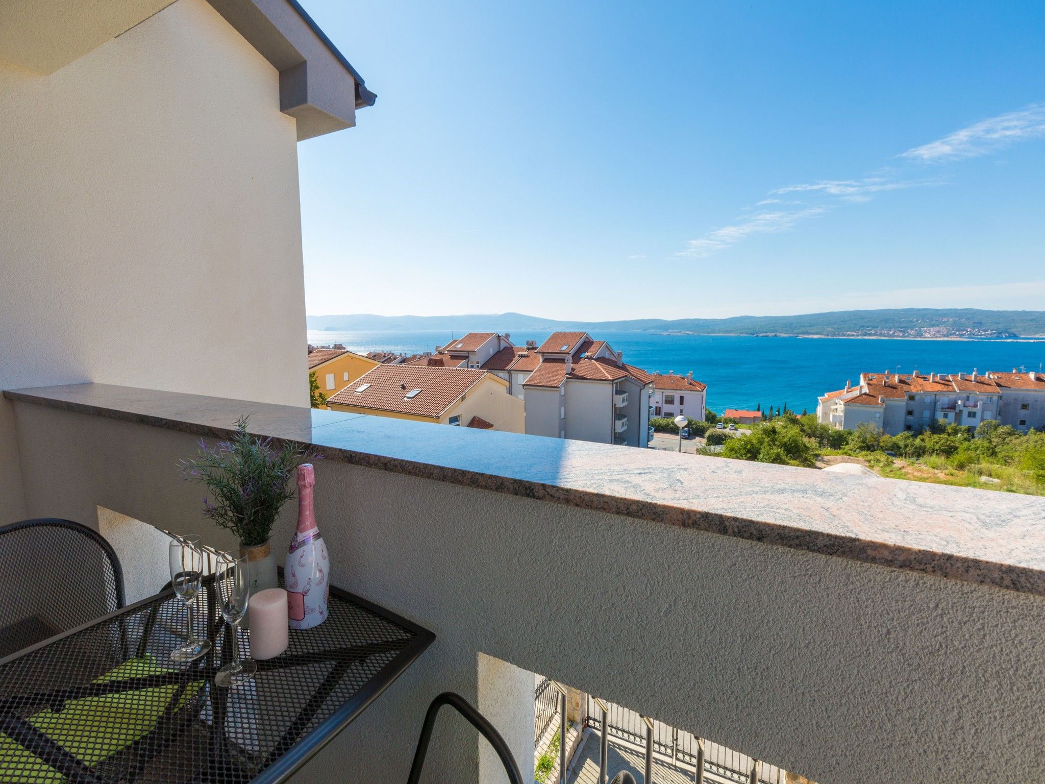 Apartments Livaja 62517-A1