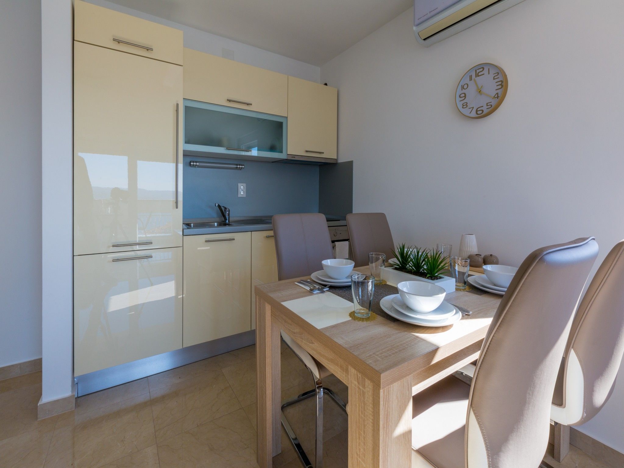 Apartments Livaja 62517-A2