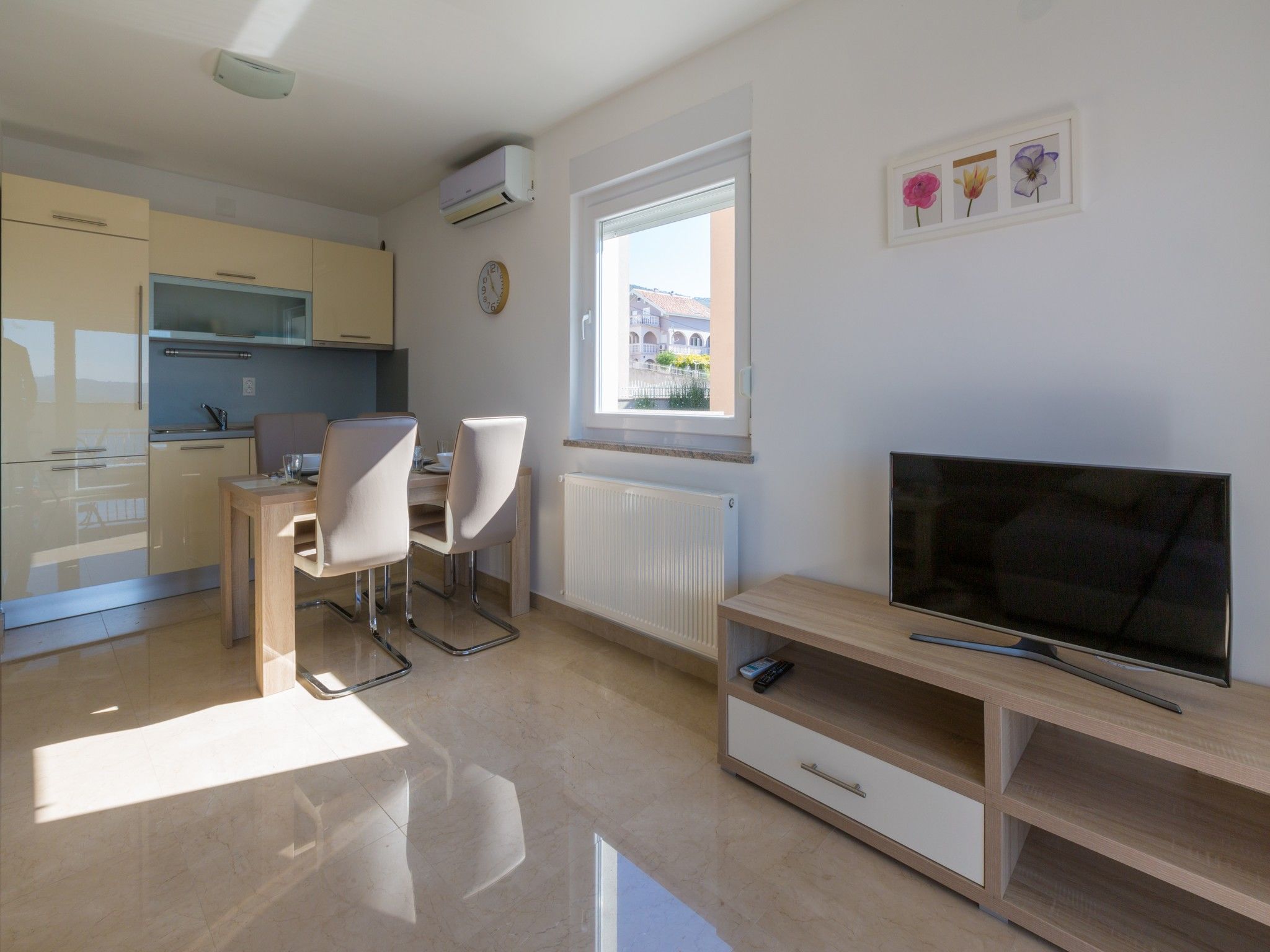 Apartments Livaja 62517-A2