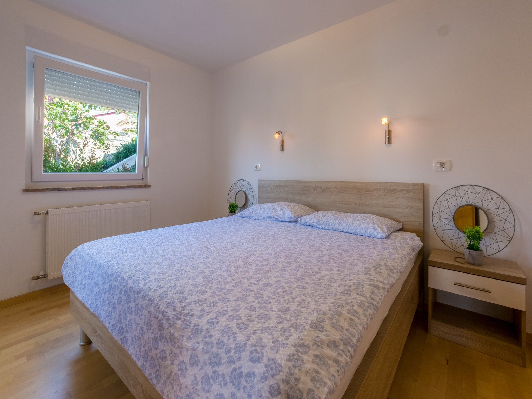 Apartments Livaja 62517-A3