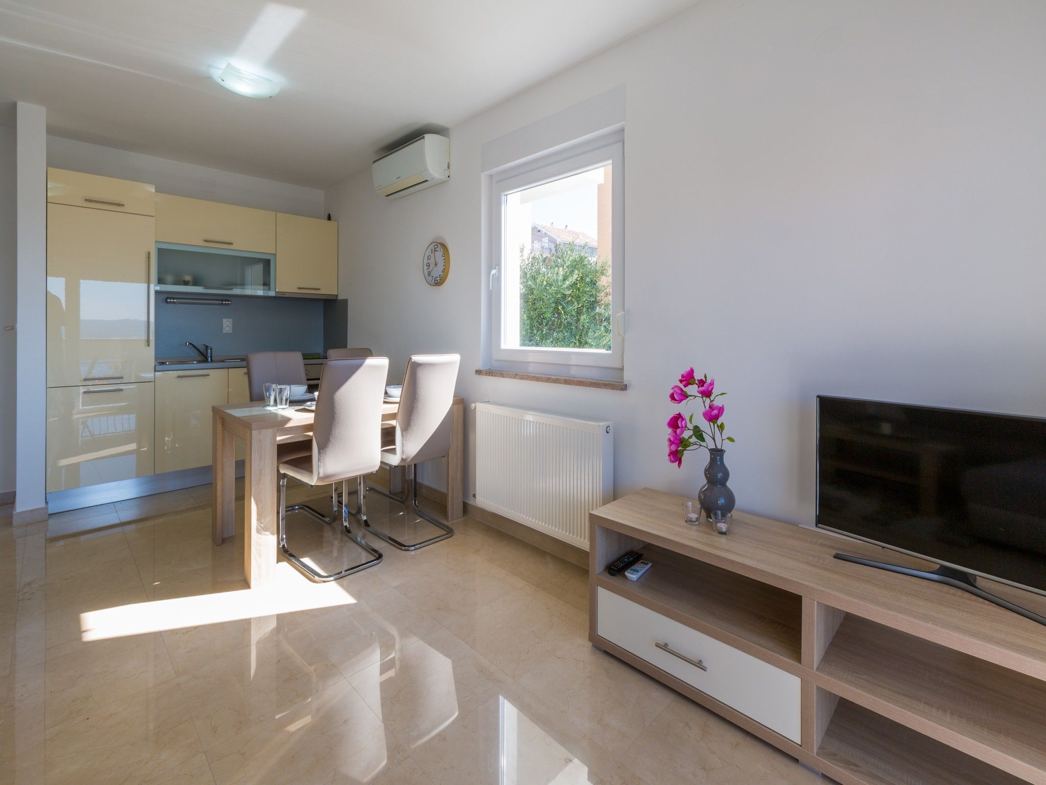 Apartments Livaja 62517-A4