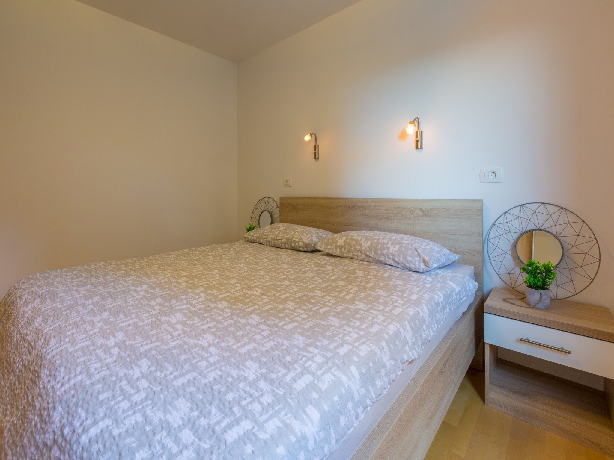 Apartments Livaja 62517-A4