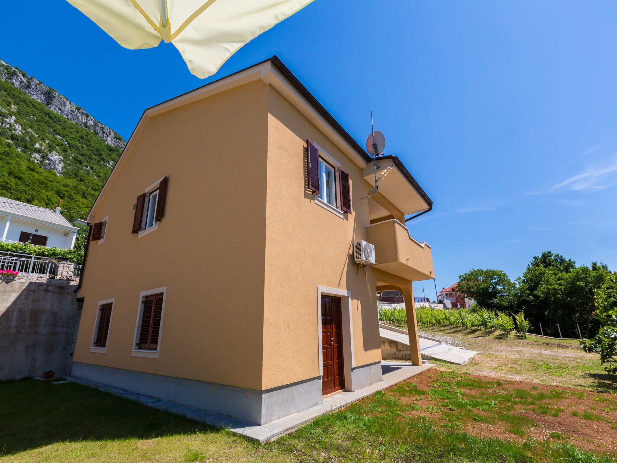 House Kapitulac 62665-A1