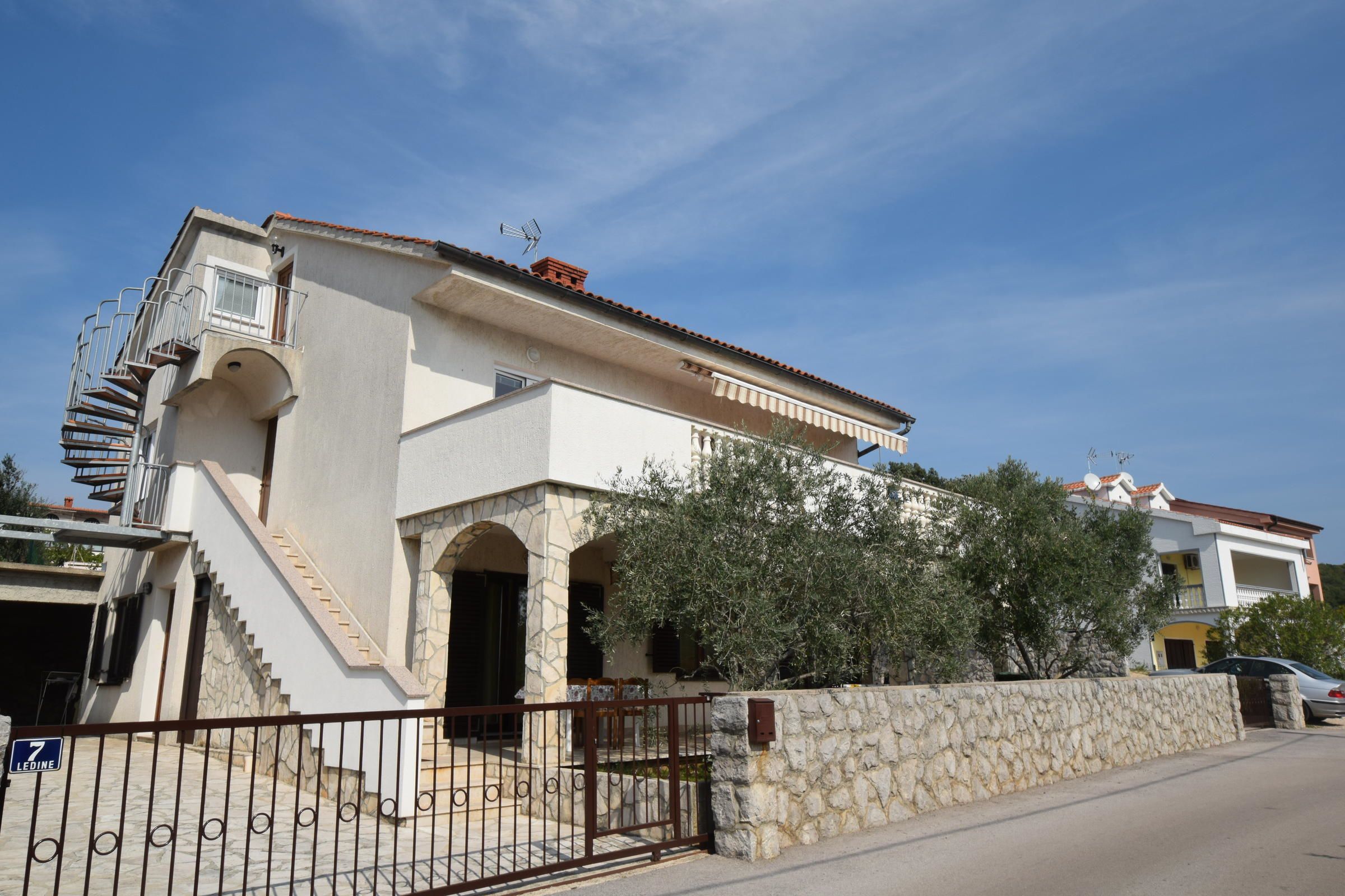Apartments Matea 62021-A1