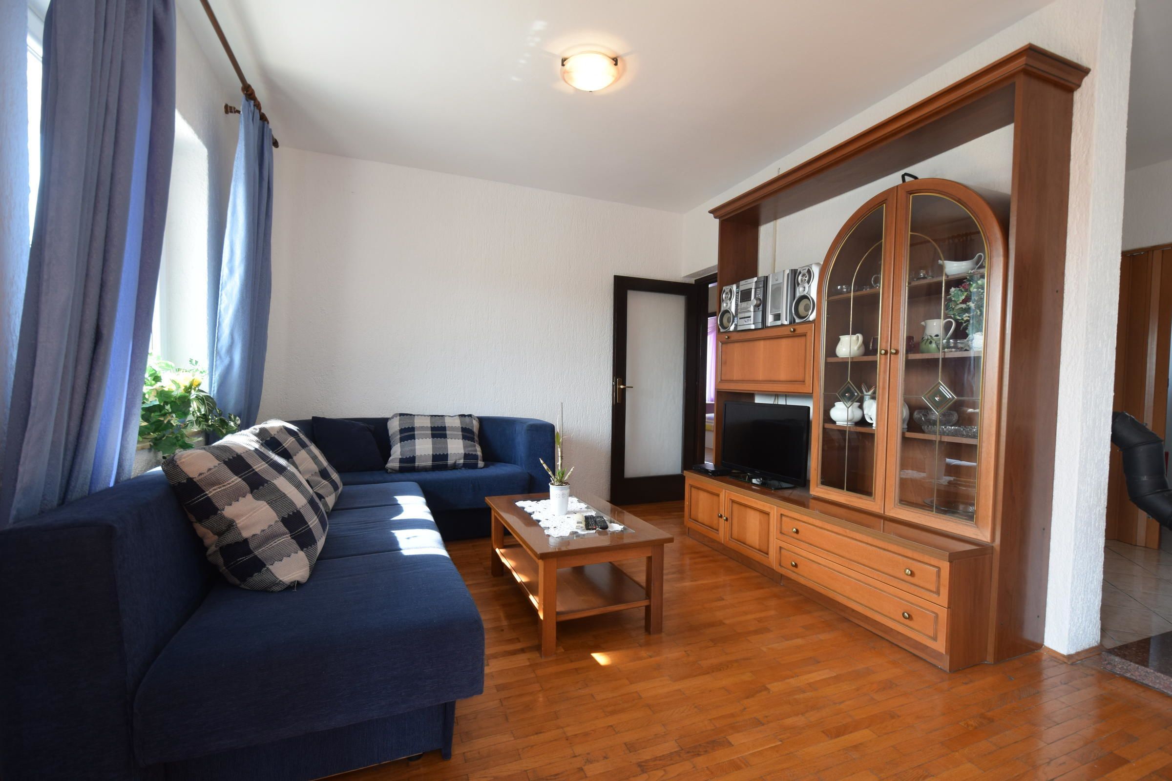 Apartments Matea 62021-A1