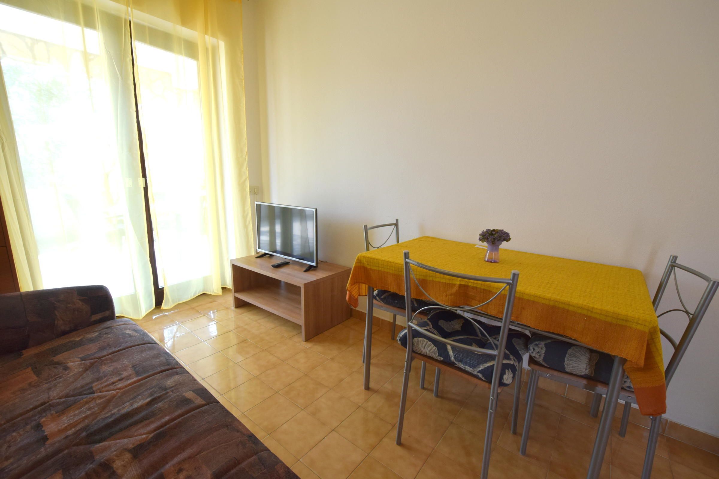 Apartments Matea 62021-A2