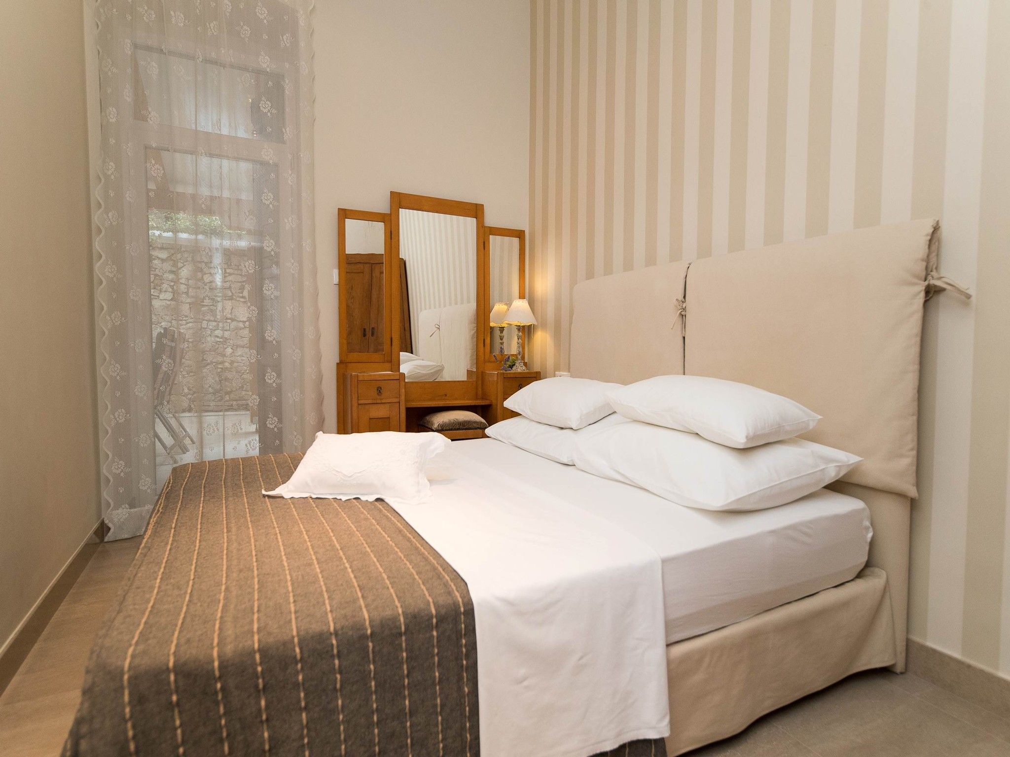 Apartments LATINO 62687-A1