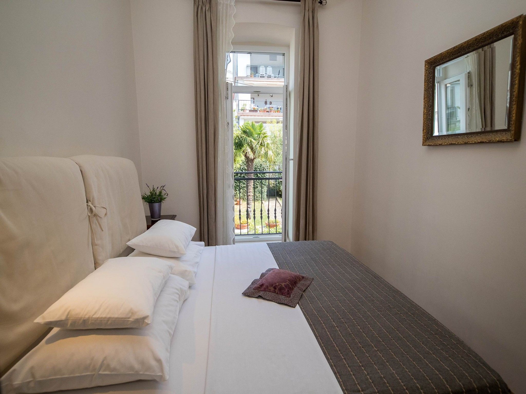Apartments LATINO 62687-A2