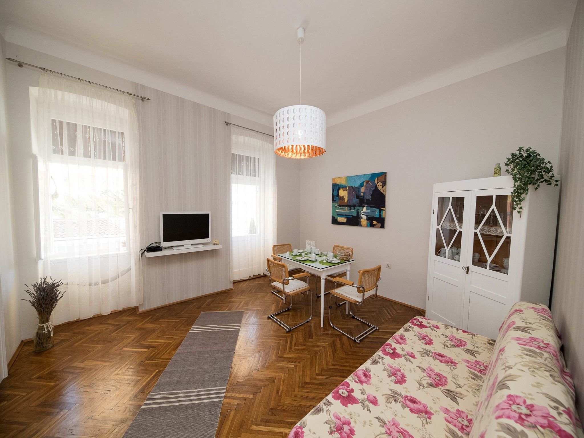 Apartments LATINO 62687-A2
