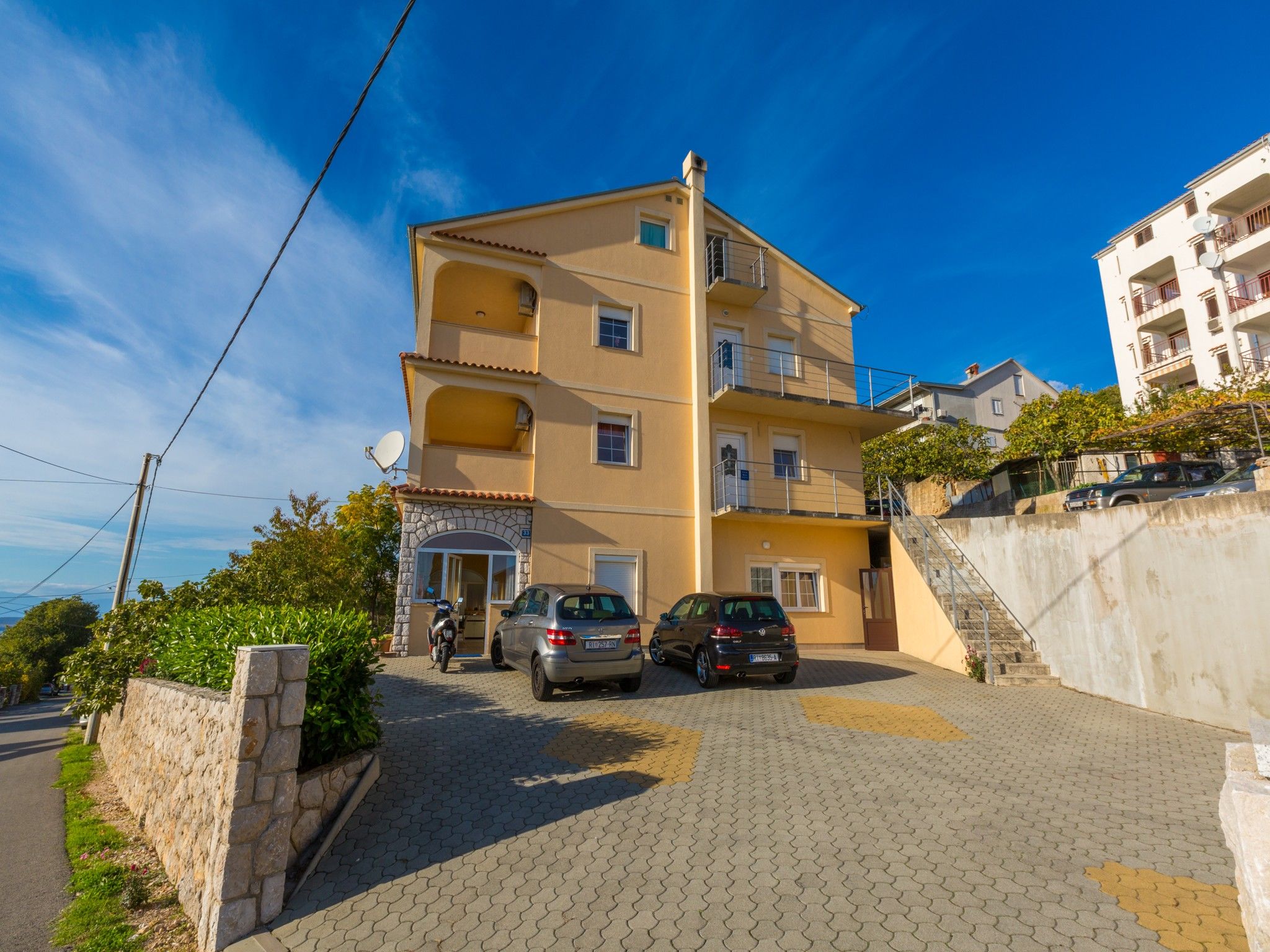 Apartments ROKO 62553-A2