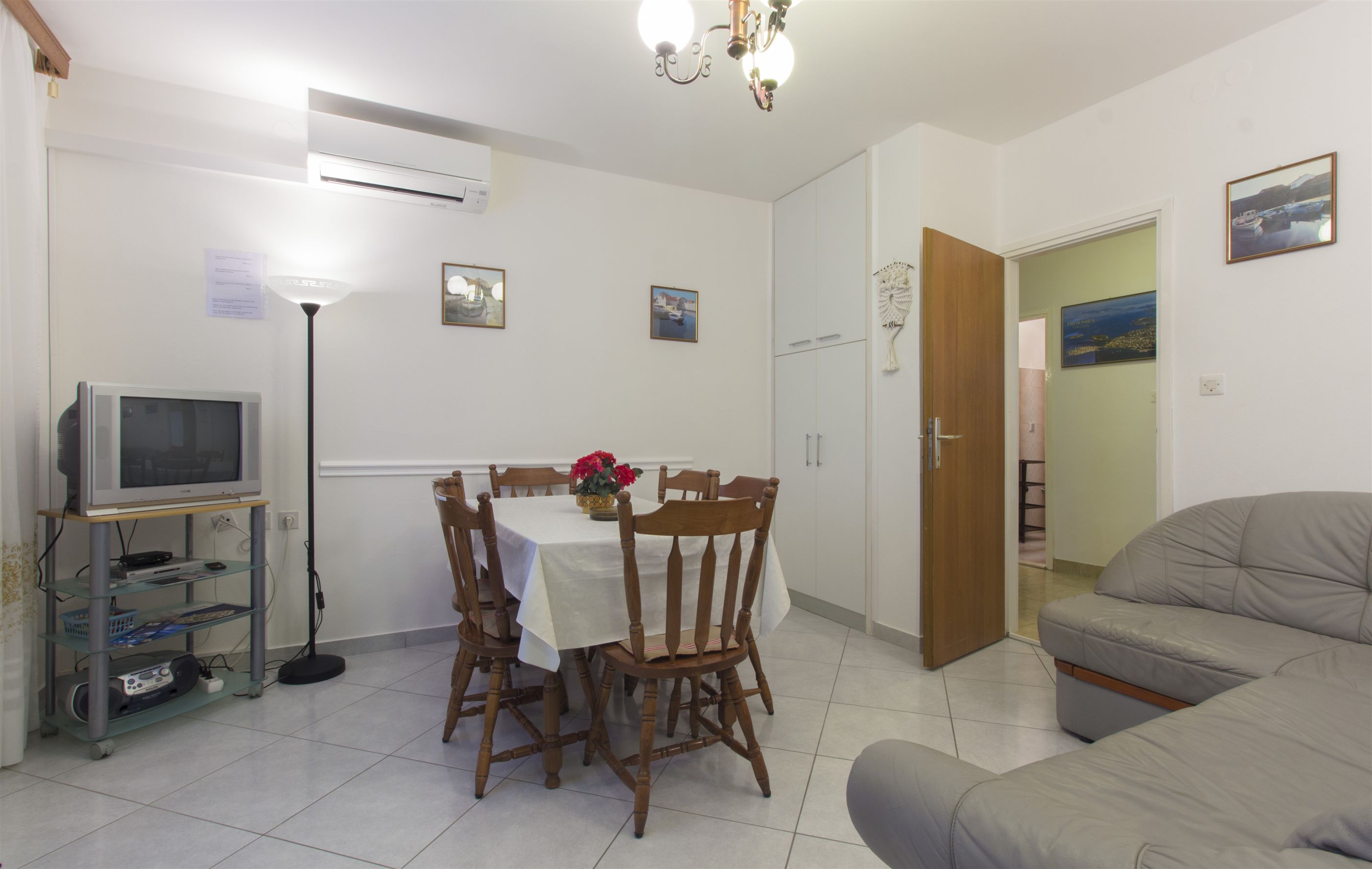 Apartments Slavica 41001-A1