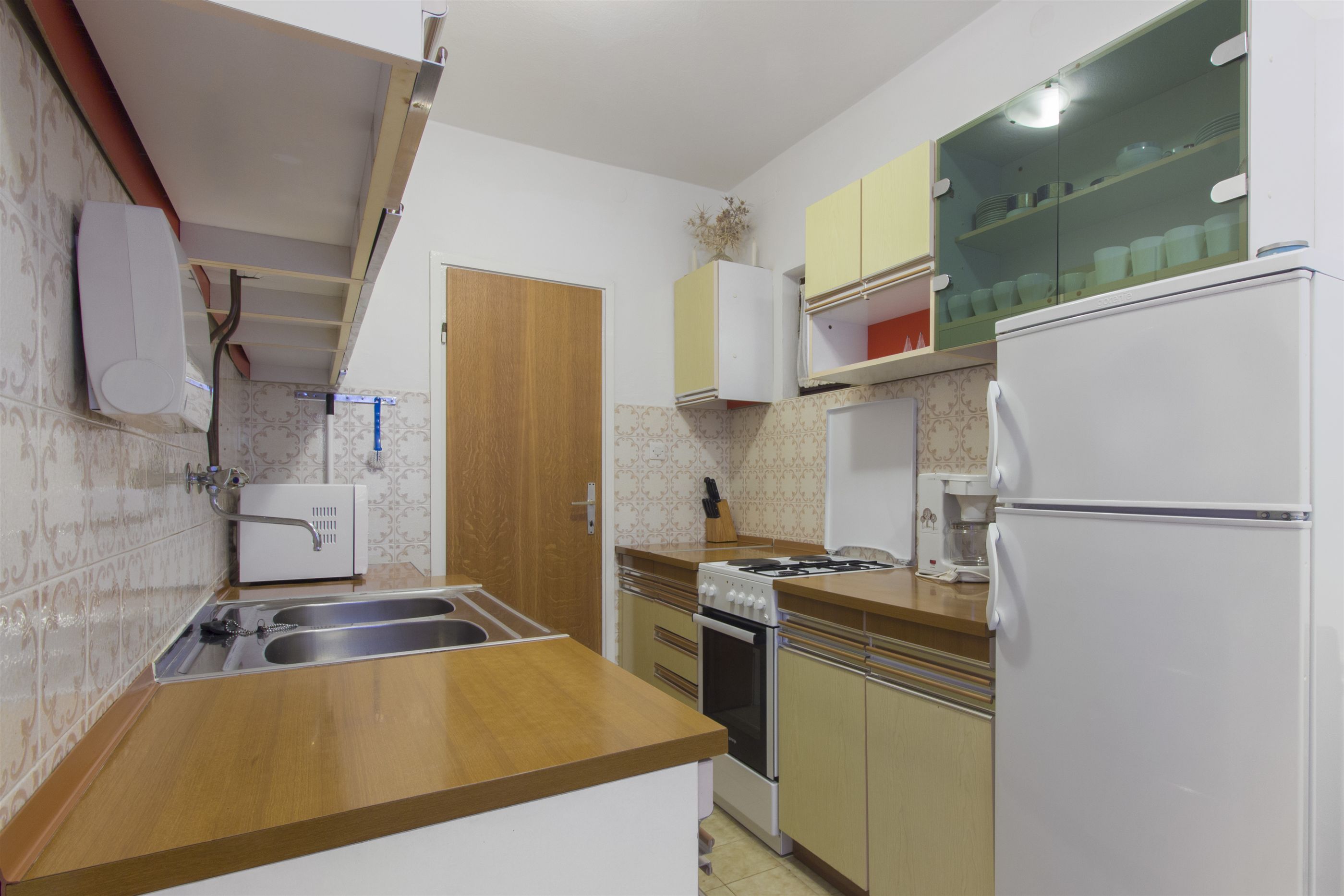 Apartments Slavica 41001-A1