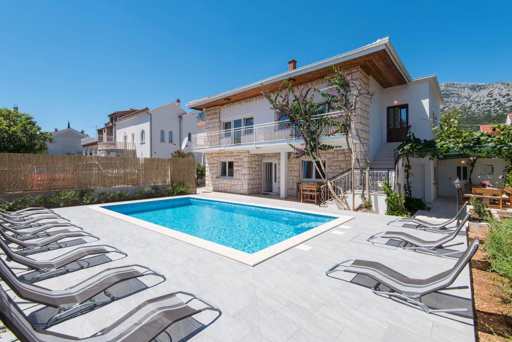 House Costa 35243-K1