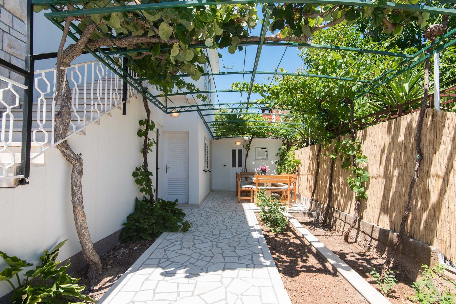 House Costa 35243-K1