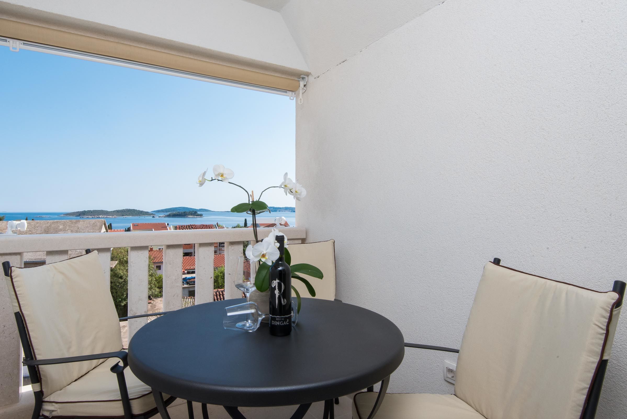 Apartments Villa Stela 17482-A2