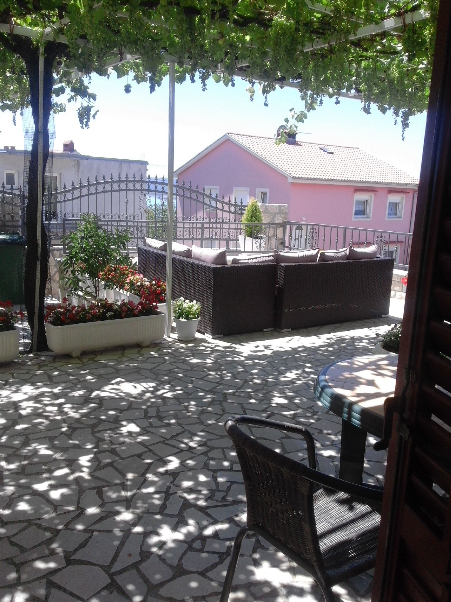 Apartments Grozdana 60181-A2