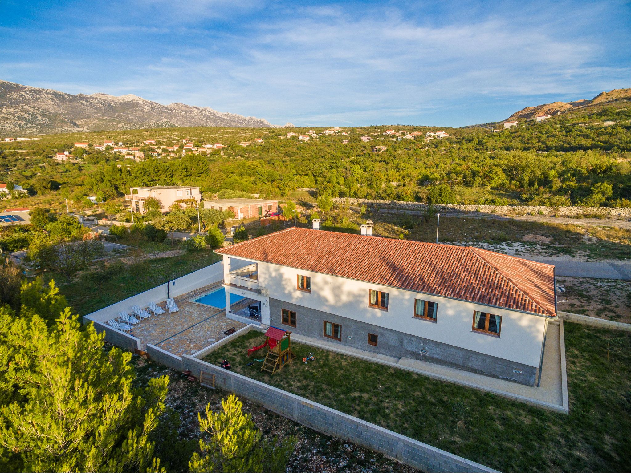 Villa More with pool and garden V5751-K1