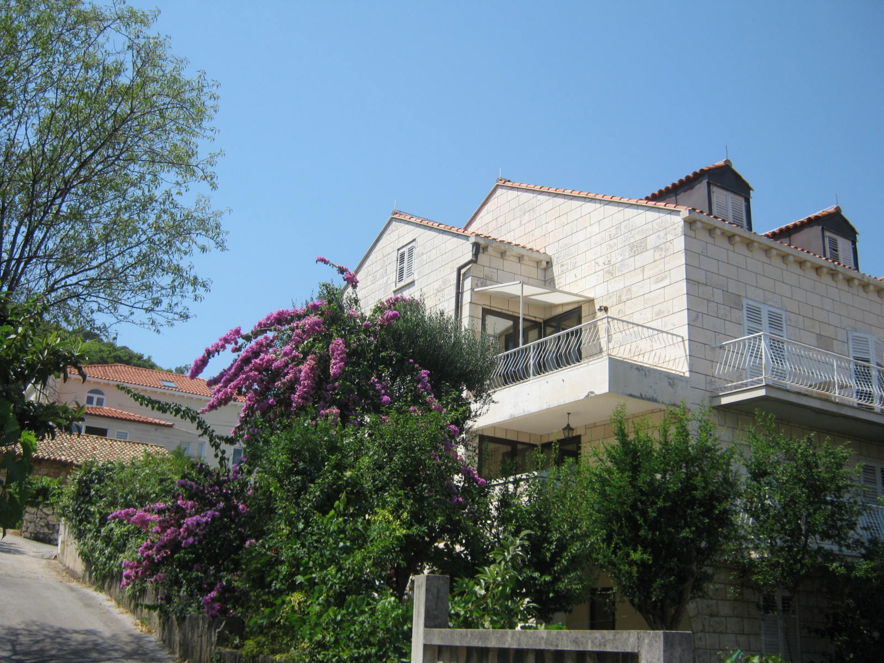 Apartment Ivica 51811-A1