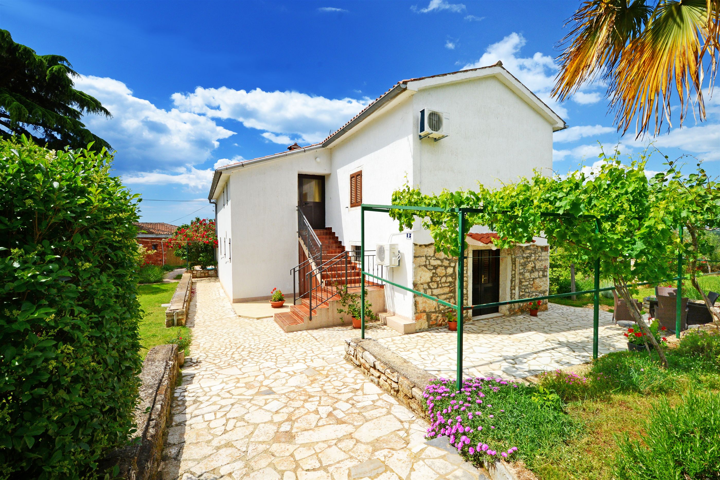 Photo of House Lanima