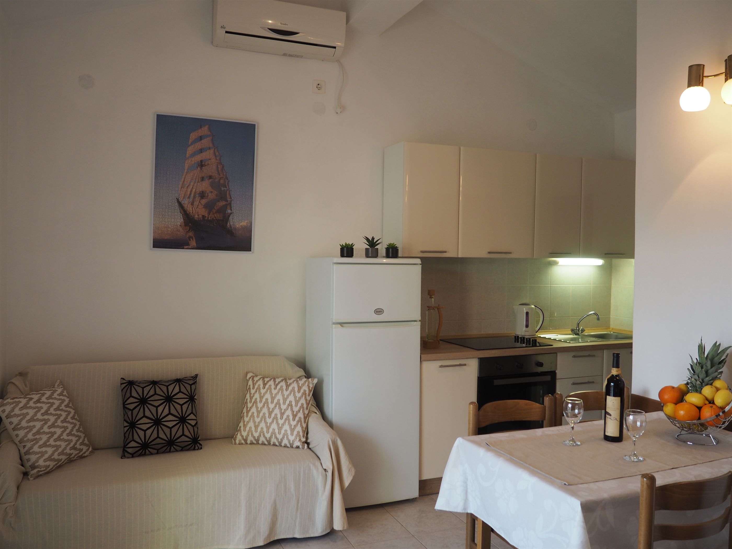 Apartments Barač 41611-A1