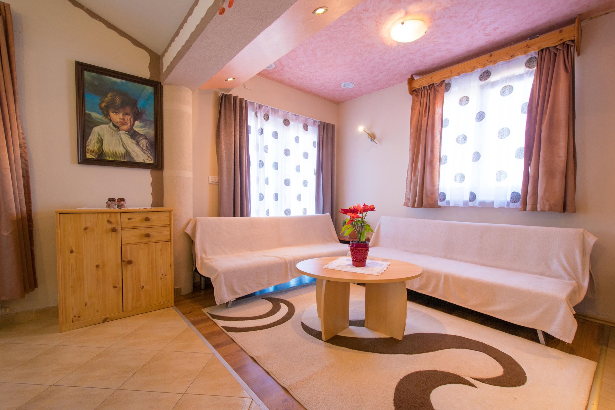 Apartment Hajdi 62124-A1