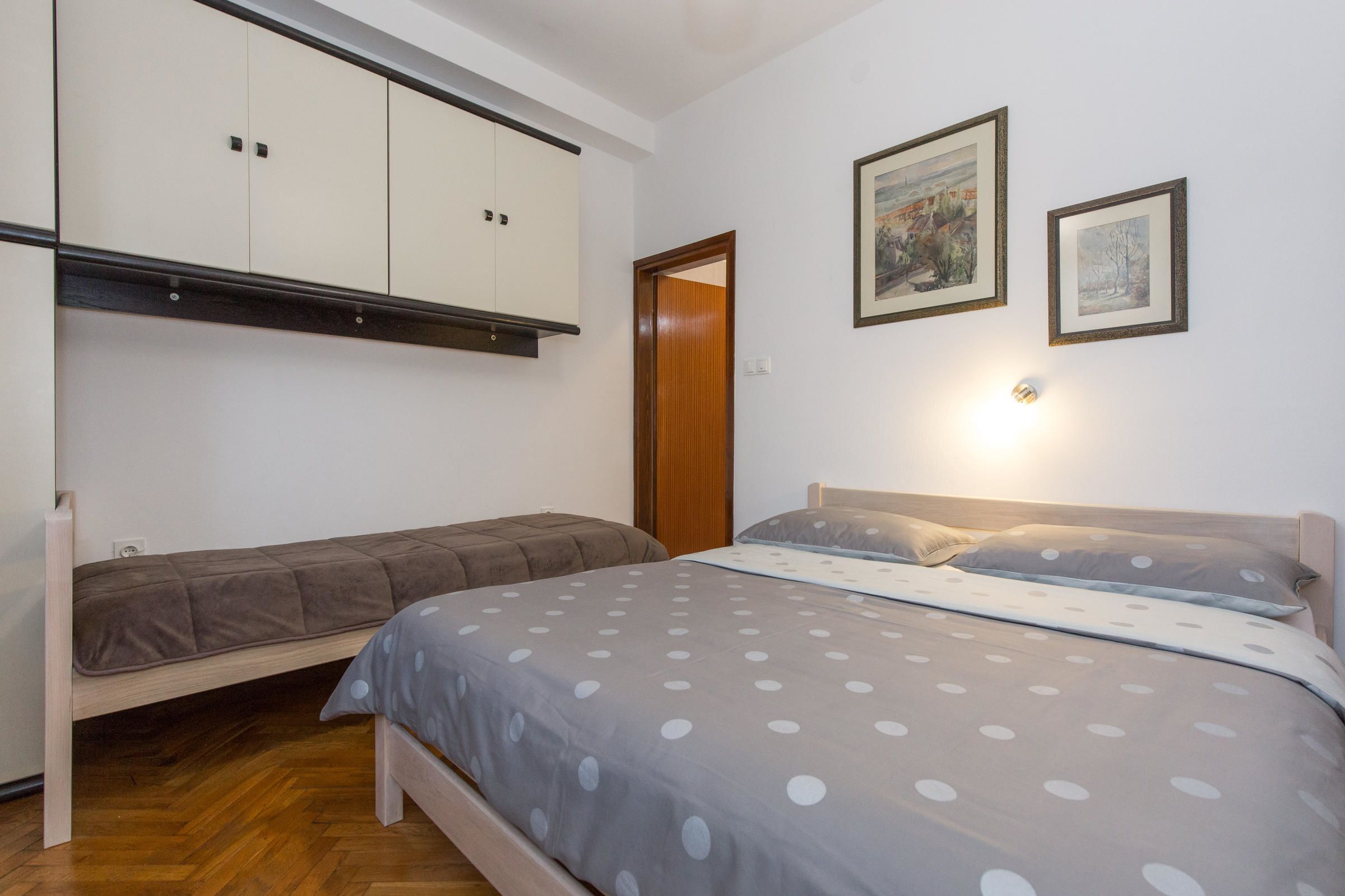 Apartment Juranic 62033-A1
