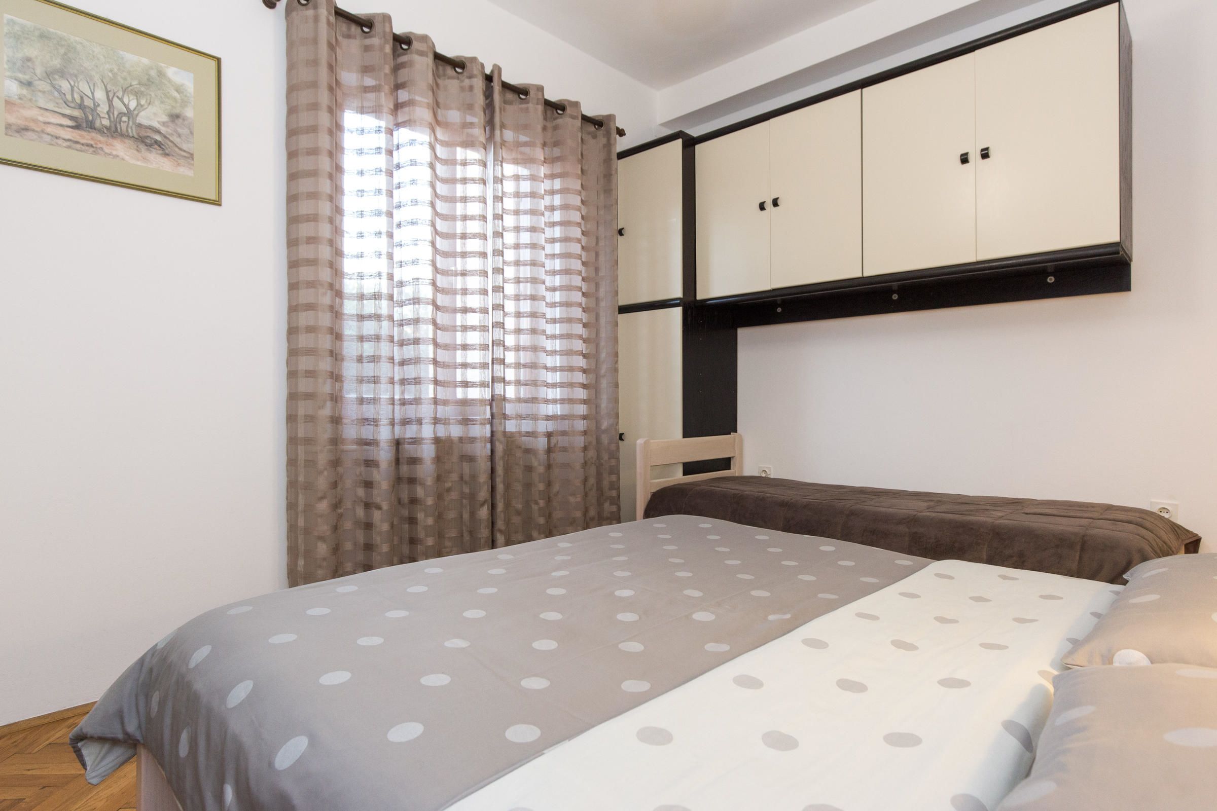 Apartment Juranic 62033-A1