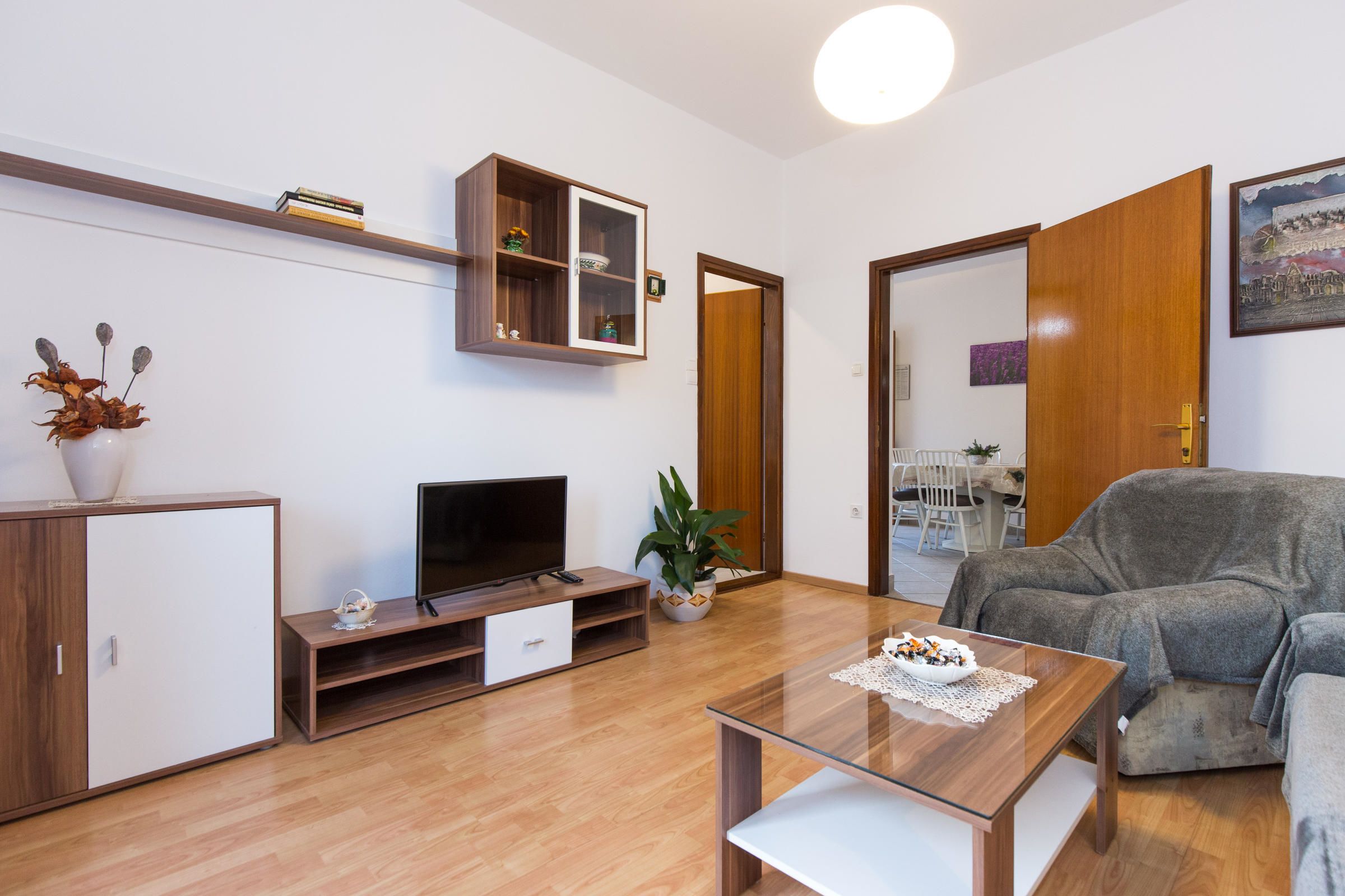 Apartment Juranic 62033-A1