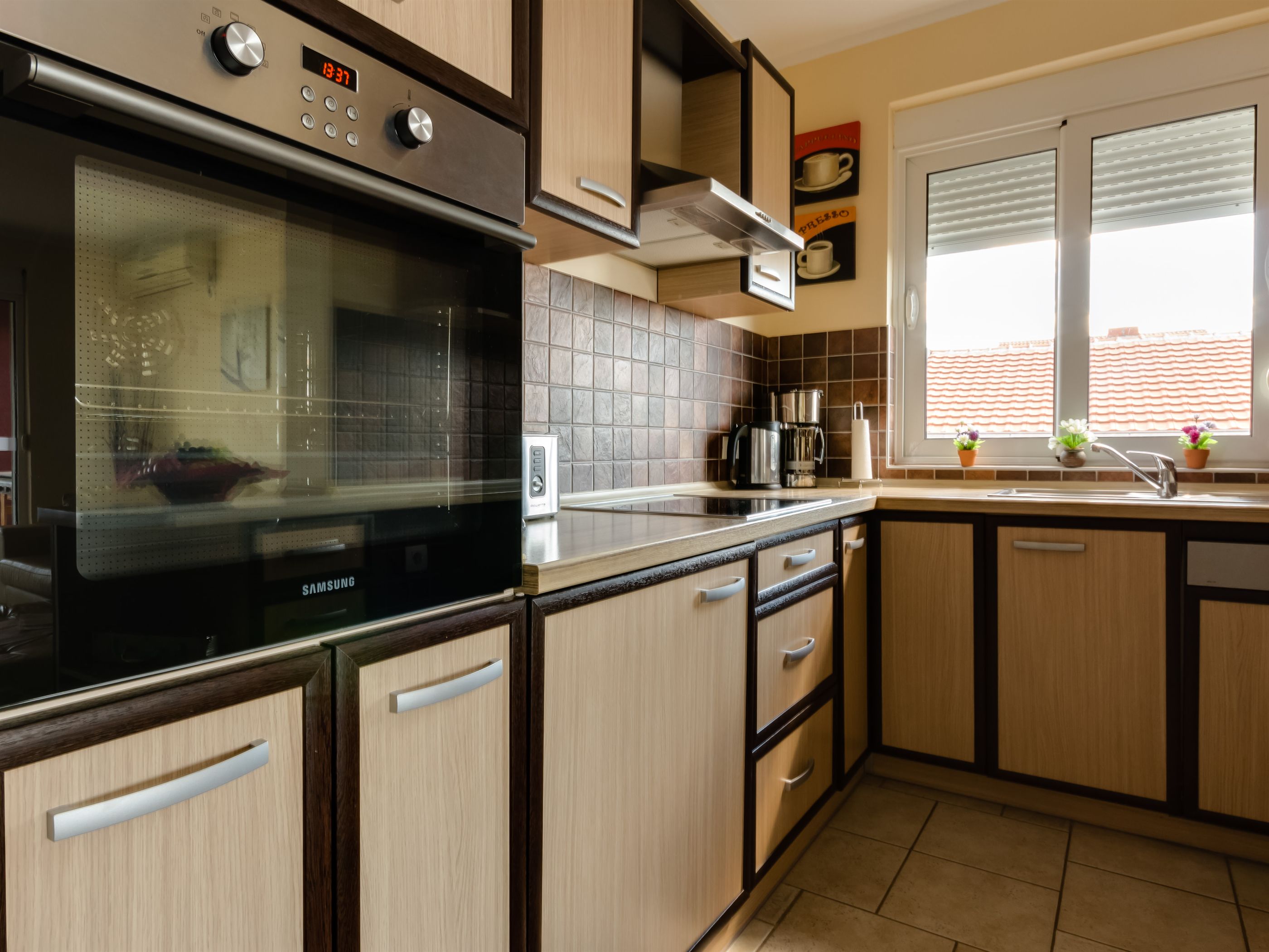 Apartments Utjeha 47501-A2
