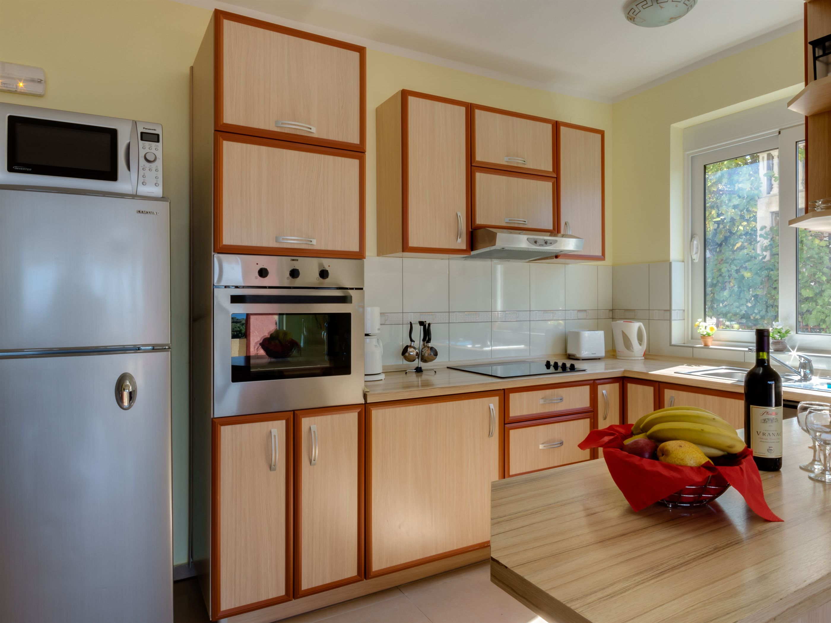 Apartments Utjeha 47501-A3