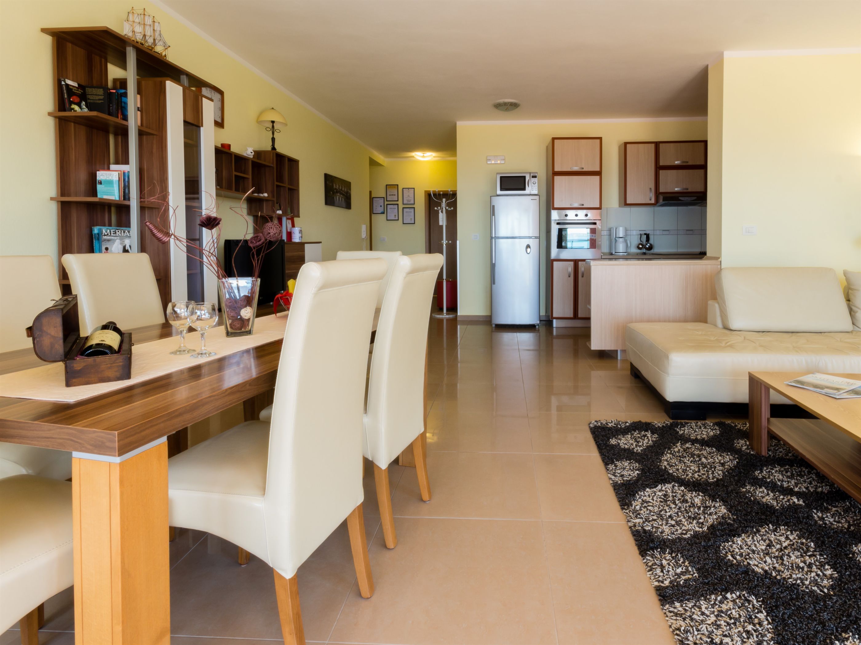 Apartments Utjeha 47501-A3