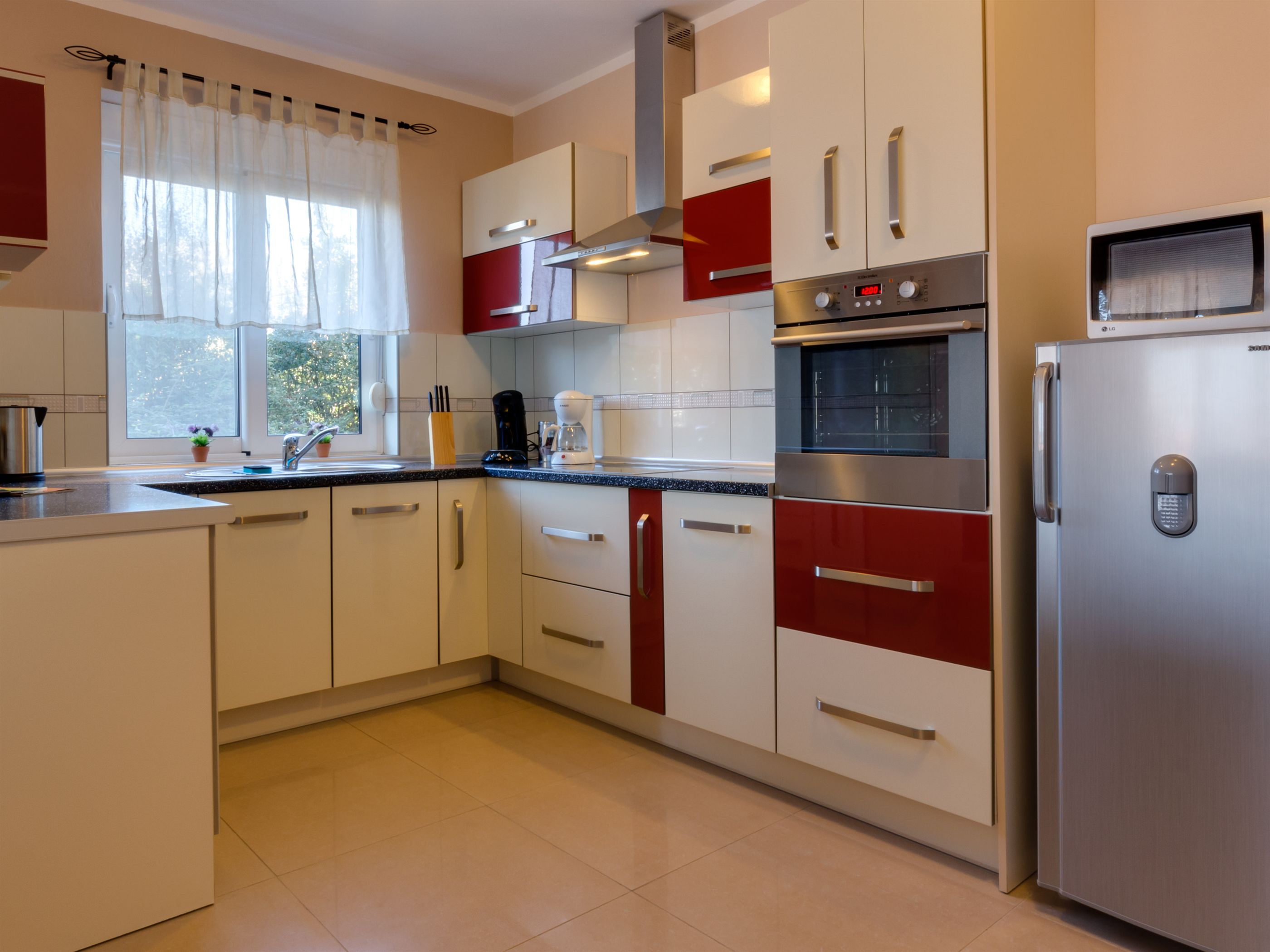 Apartments Utjeha 47501-A4