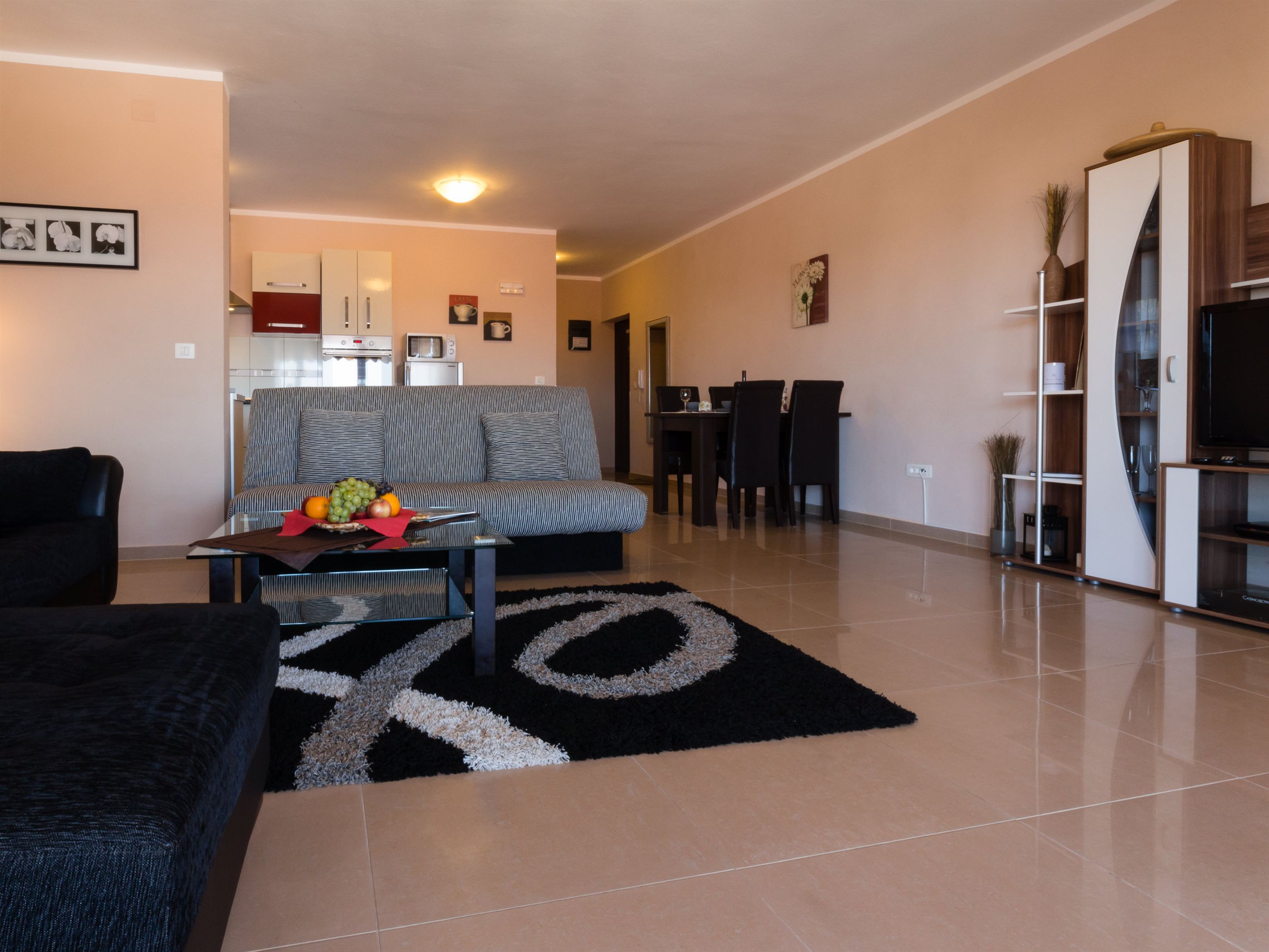 Apartments Utjeha 47501-A4