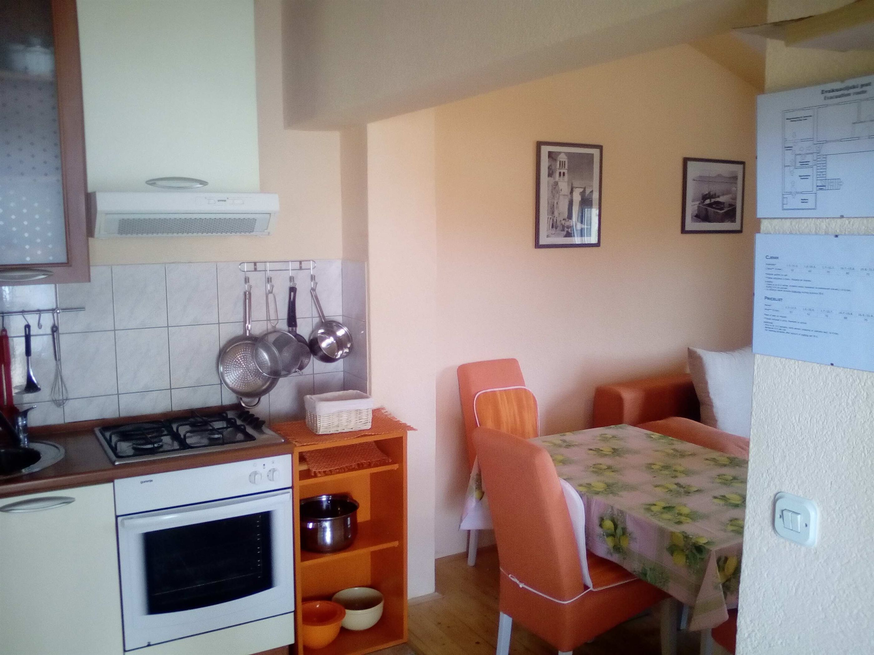 Apartments AB Pirovac 48021-A1