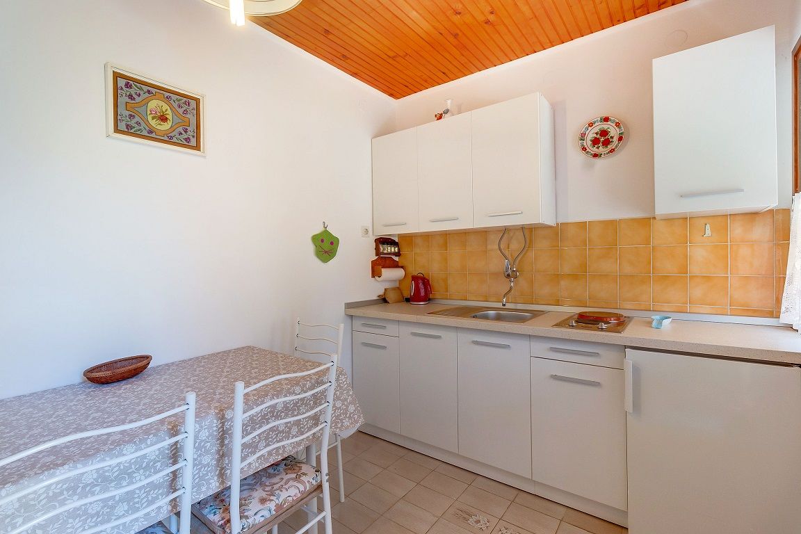 Apartments IVNA 64438-A2